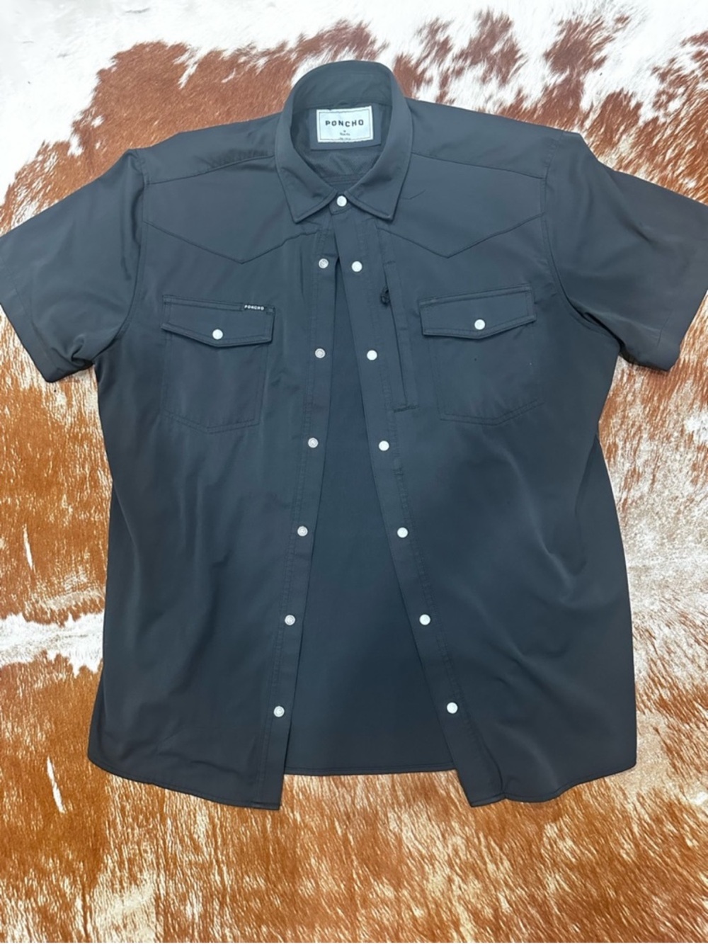❤️🔥Poncho - Black Short Sleeve Western Button Down Shirt - M